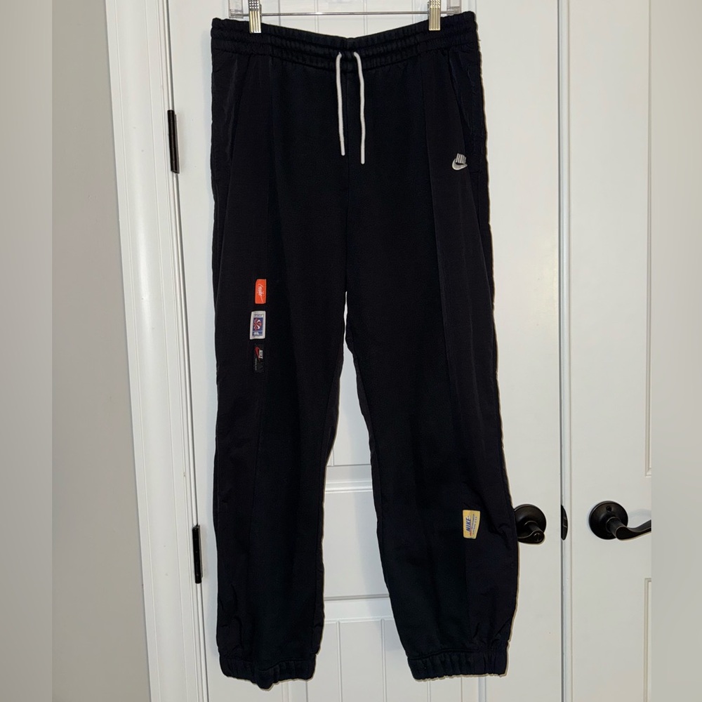 Nike Sportswear Women’s Icon Clash Joggers